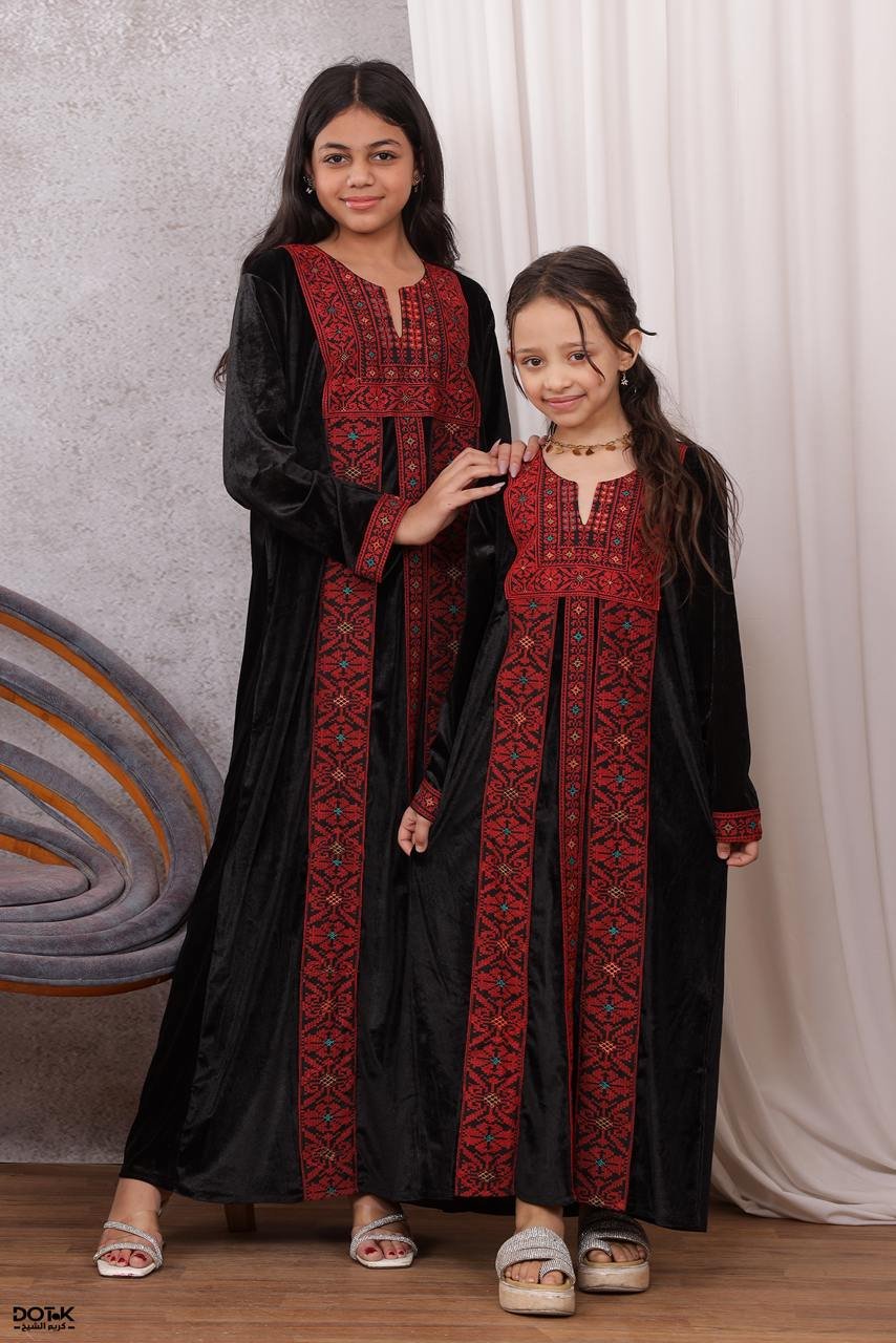 موديل بناتي مخمل كود 0601 - اسود - الصورة 4